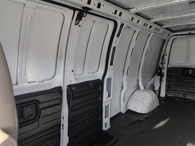 2025 Chevrolet Express Cargo 3500 WT