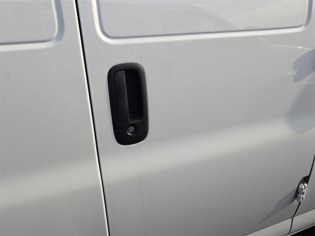 2025 Chevrolet Express Cargo 3500 WT