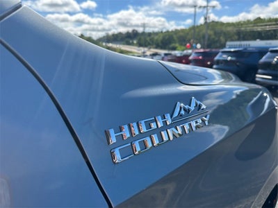 2025 Chevrolet Suburban High Country