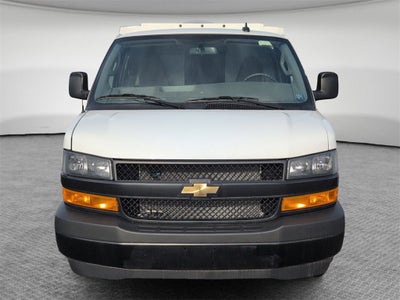 2024 Chevrolet Express Cutaway 3500 1WT
