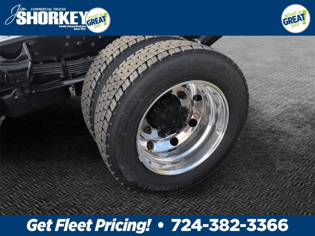 2025 Chevrolet Silverado 6500 HD Work Truck