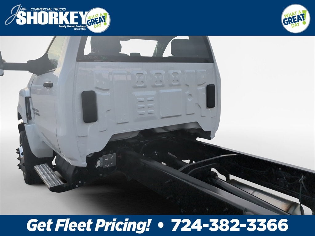 2025 Chevrolet Silverado 6500 HD Work Truck